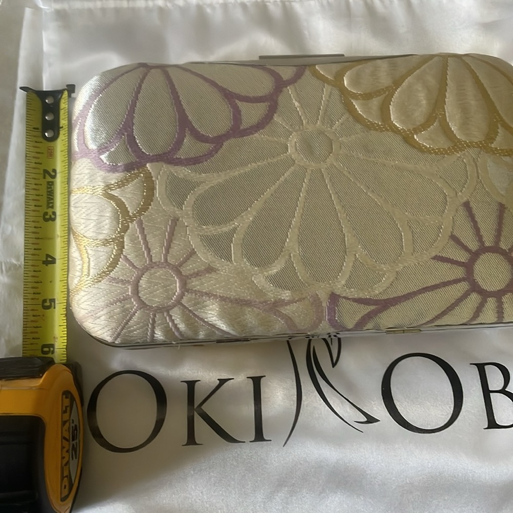 Vintage Silk Clutch - Picture 8 of 9